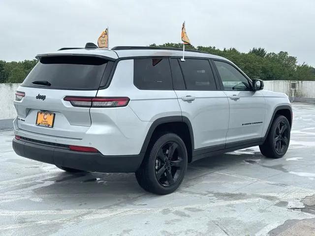 2023 Jeep Grand Cherokee L Altitude 4x4