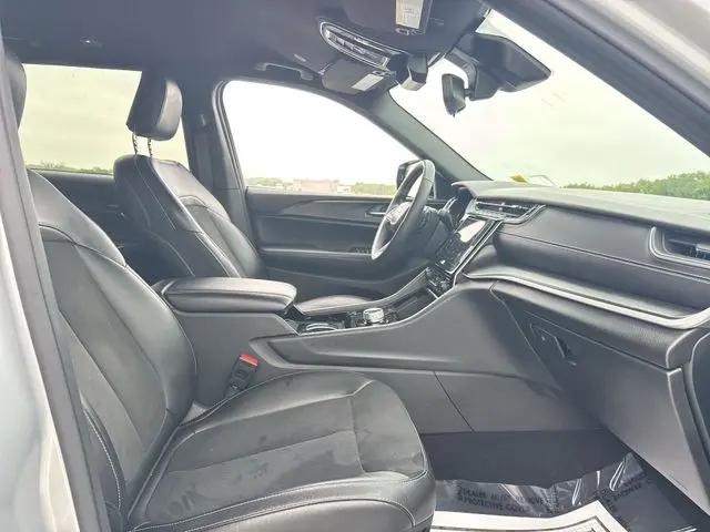 2023 Jeep Grand Cherokee L Altitude 4x4
