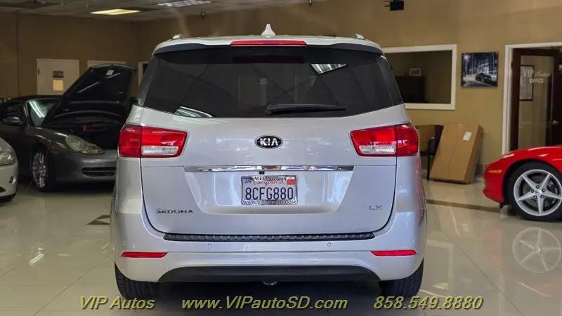2017 Kia Sedona LX