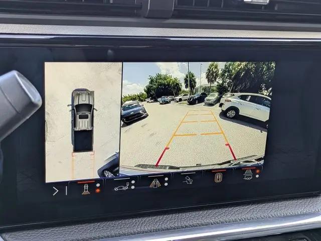 2024 GMC Sierra 2500HD 4WD Crew Cab Standard Bed Denali