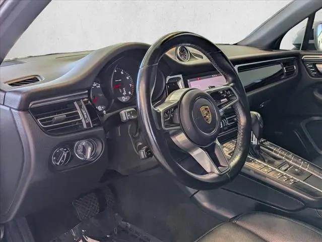 2021 Porsche Macan Macan