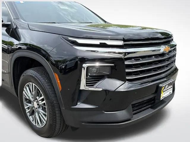 2025 Chevrolet Traverse AWD LT