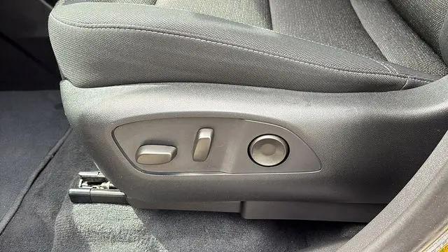 2025 Chevrolet Traverse AWD LT