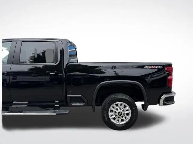 2025 Chevrolet Silverado 2500HD 4WD Crew Cab Standard Bed LT
