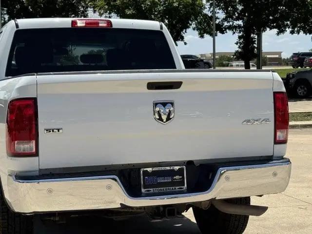 2022 Ram 1500 Classic SLT Crew Cab 4x4 5'7" Box