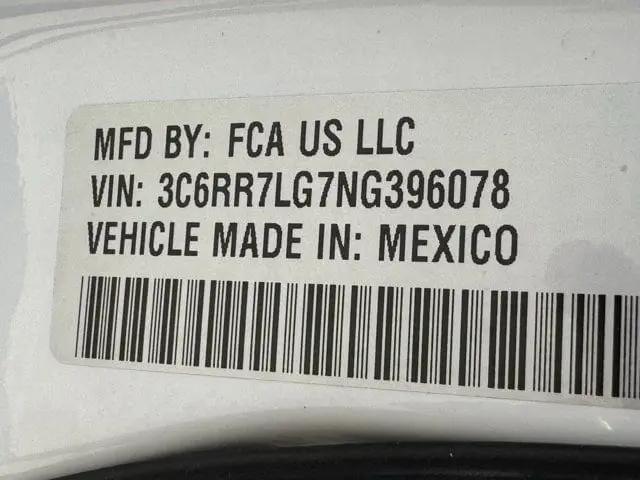 2022 Ram 1500 Classic SLT Crew Cab 4x4 5'7" Box
