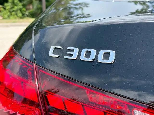 2022 Mercedes-Benz C-CLASS C 300 Sedan
