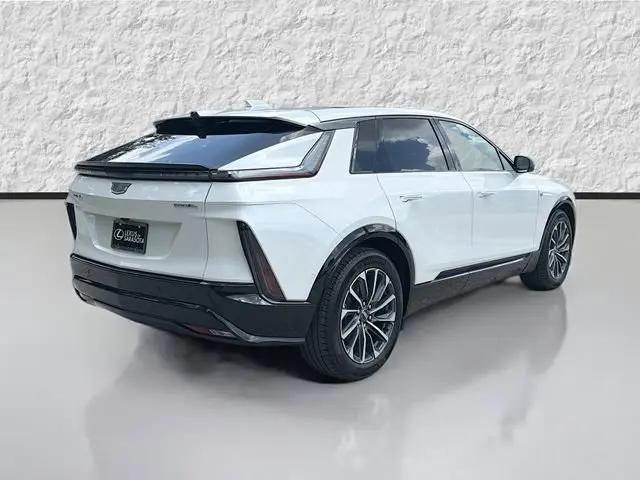 2024 Cadillac iQ Sport w/1SJ