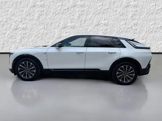 2024 Cadillac iQ Sport w/1SJ