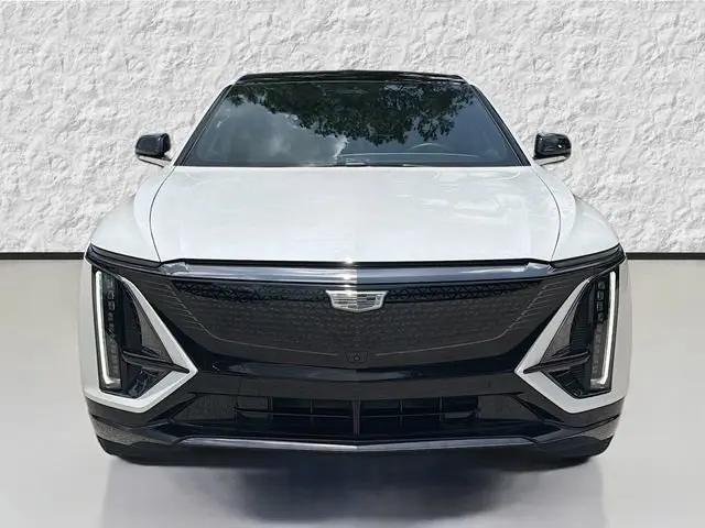 2024 Cadillac iQ Sport w/1SJ