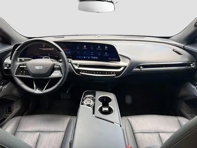2024 Cadillac iQ Sport w/1SJ