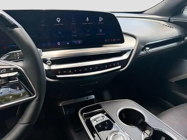 2024 Cadillac iQ Sport w/1SJ
