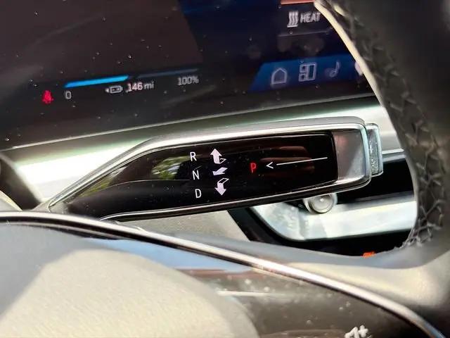 2024 Cadillac iQ Sport w/1SJ