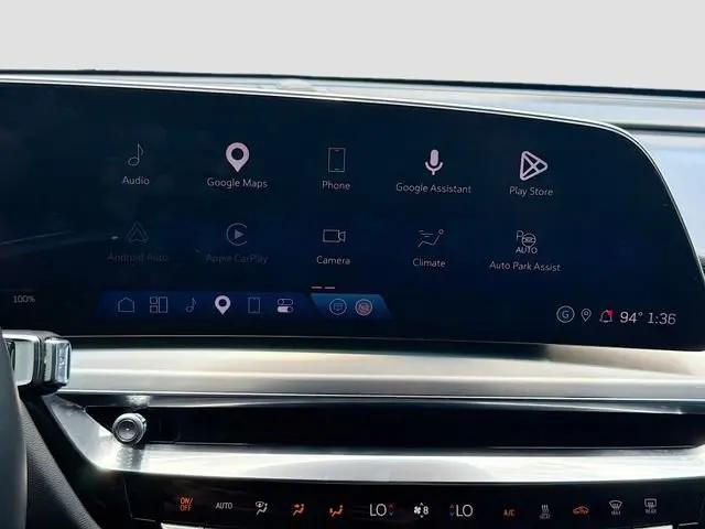 2024 Cadillac iQ Sport w/1SJ