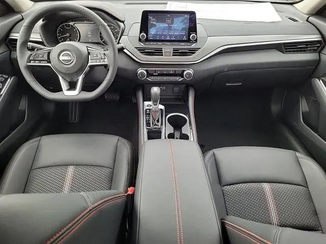 2026 Nissan Altima SR FWD