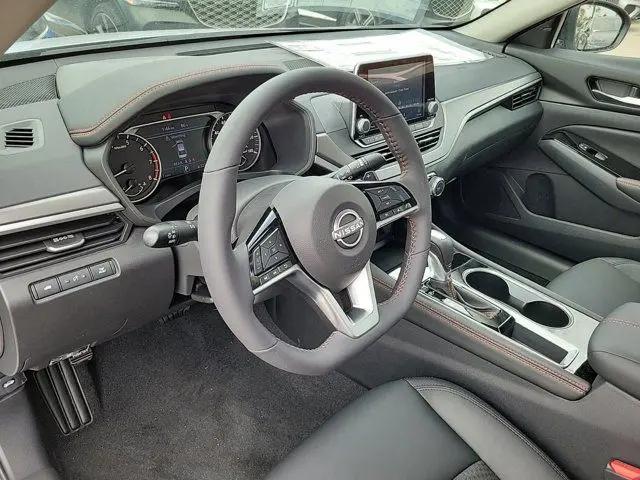 2026 Nissan Altima SR FWD