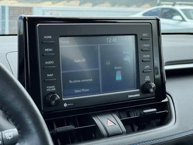 2022 Toyota RAV4 Hybrid SE