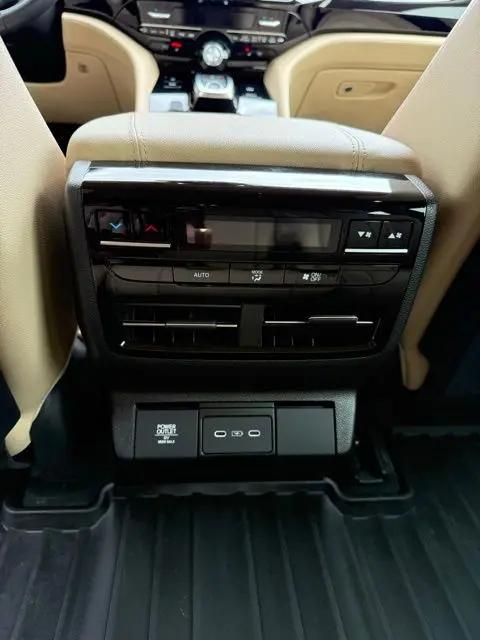 2025 Acura MDX Standard