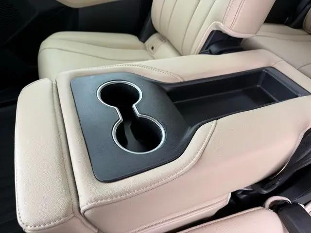 2025 Acura MDX Standard