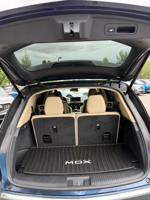 2025 Acura MDX Standard