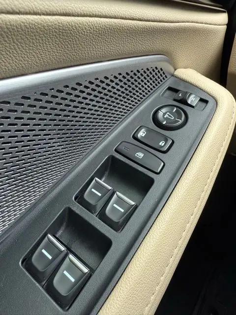2025 Acura MDX Standard
