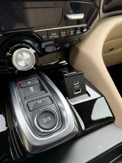 2025 Acura MDX Standard