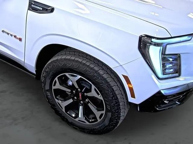 2026 GMC Yukon 4WD AT4
