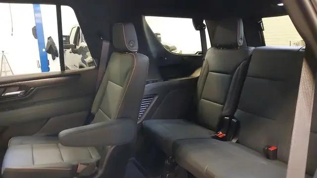 2026 GMC Yukon 4WD AT4