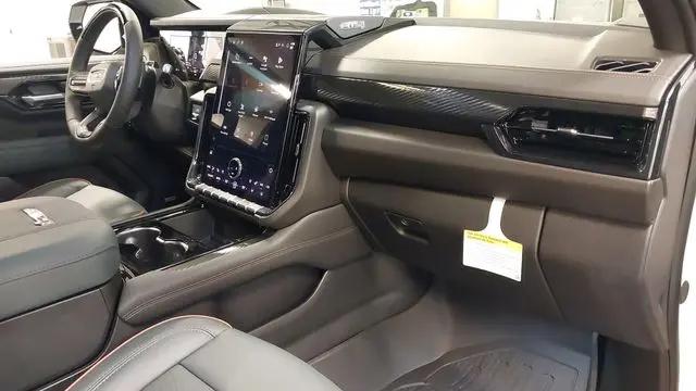 2026 GMC Yukon 4WD AT4