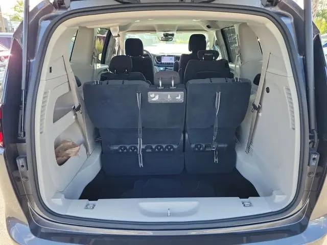 2021 Chrysler Pacifica Touring