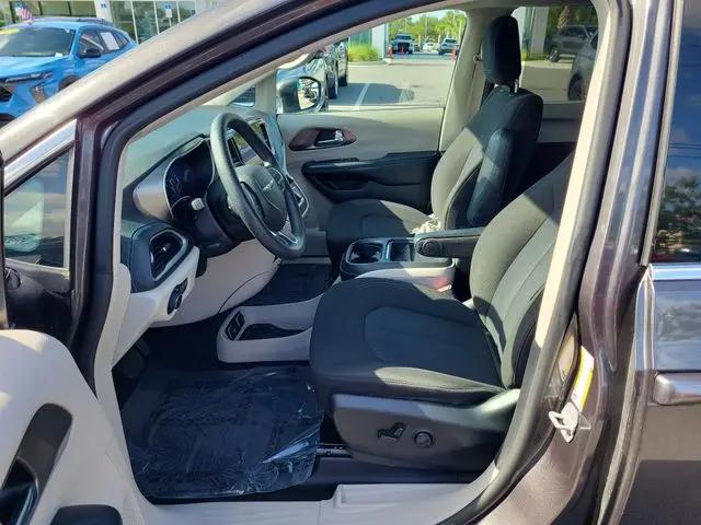 2021 Chrysler Pacifica Touring