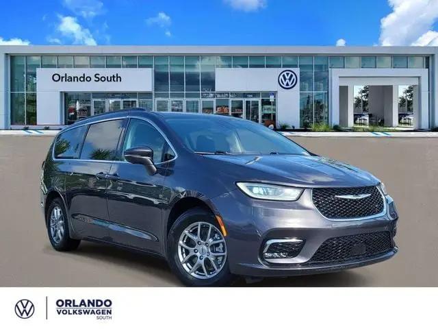 2021 Chrysler Pacifica Touring for sale in Orlando, FL