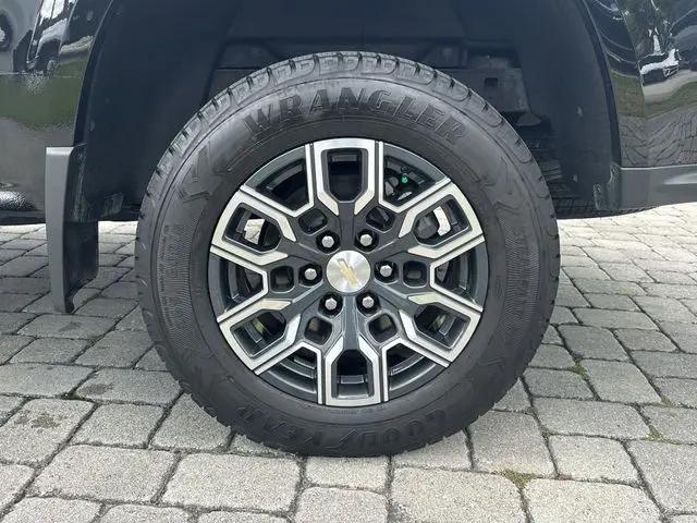 2023 Chevrolet Colorado 2WD Crew Cab Short Box LT