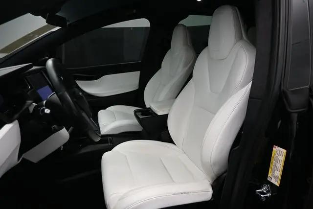 2019 Tesla Model X Standard Range