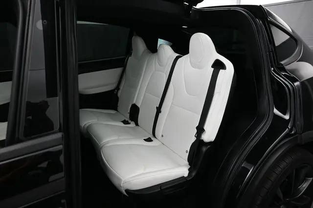 2019 Tesla Model X Standard Range