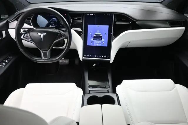 2019 Tesla Model X Standard Range
