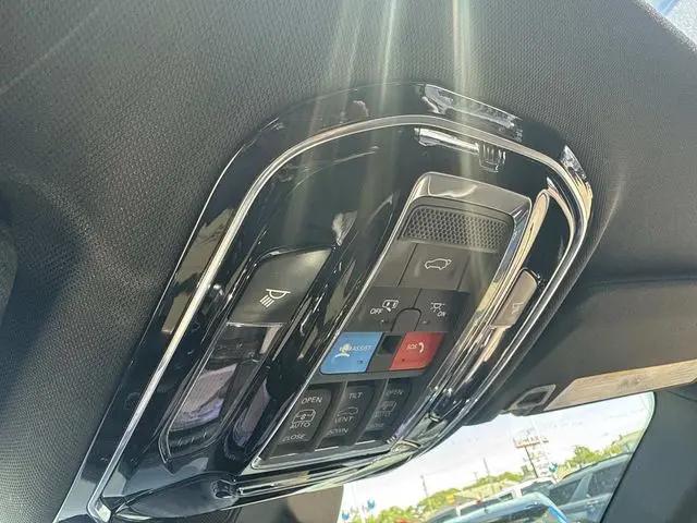 2023 Jeep Grand Cherokee L Overland 4x4