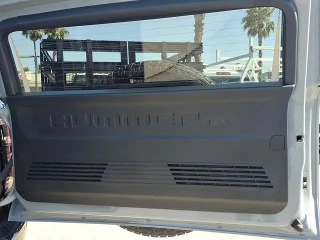 2025 GMC HUMMER EV 2X e4WD