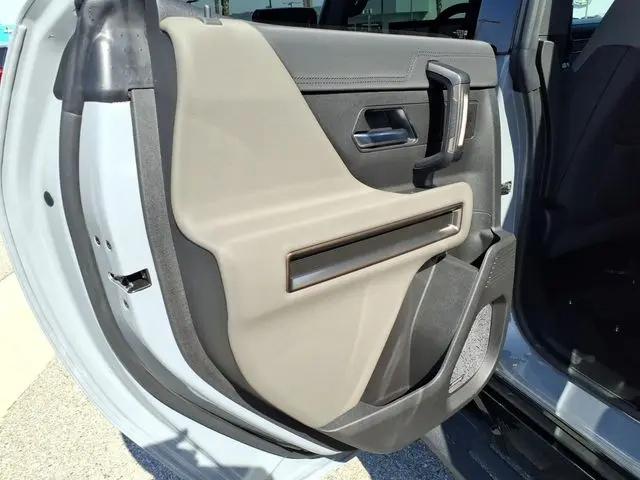 2025 GMC HUMMER EV 2X e4WD