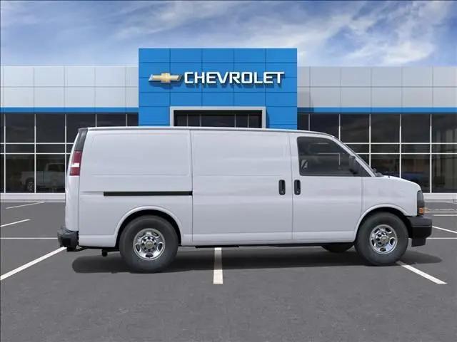 2026 Chevrolet Express Cargo Van 2500 Regular Wheelbase, WT, RWD