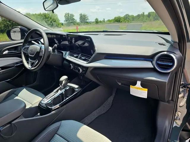 2026 Chevrolet Trax FWD LT