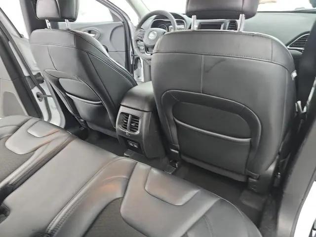 2021 Jeep Cherokee Altitude 4x4