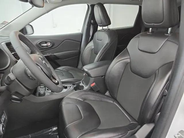 2021 Jeep Cherokee Altitude 4x4