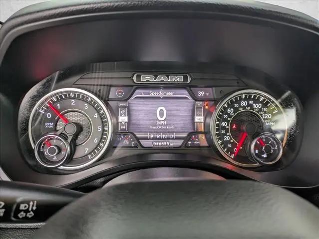 2022 Ram 1500 Big Horn Crew Cab 4x4 5'7" Box