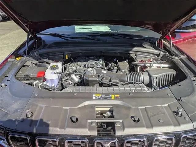 2025 Jeep Grand Cherokee Limited 4x2