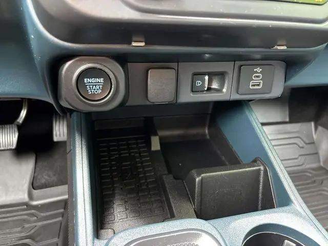 2025 Ford Maverick Lariat