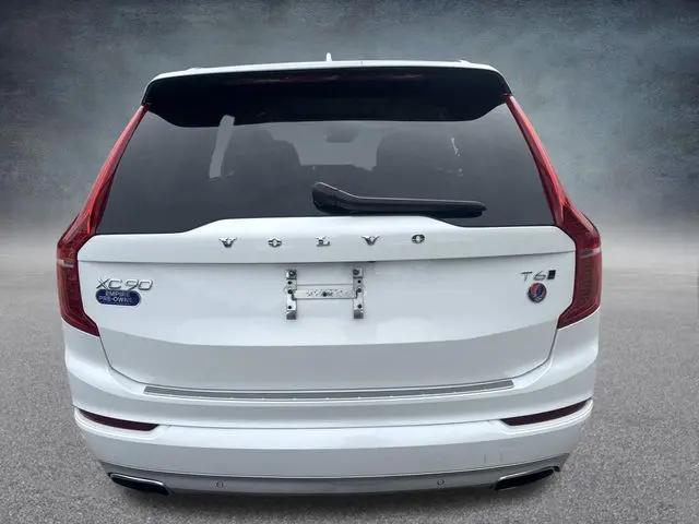 2020 Volvo XC90 T6 Momentum 7 Passenger