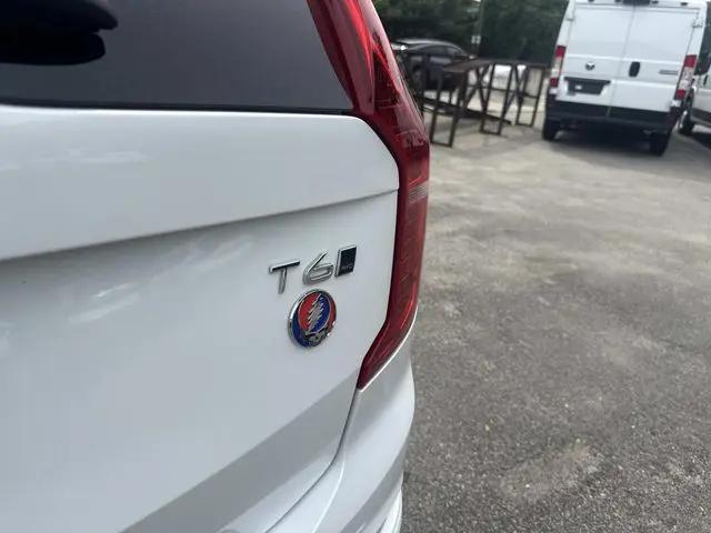 2020 Volvo XC90 T6 Momentum 7 Passenger