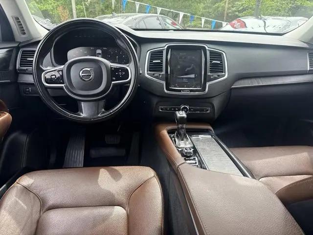 2020 Volvo XC90 T6 Momentum 7 Passenger