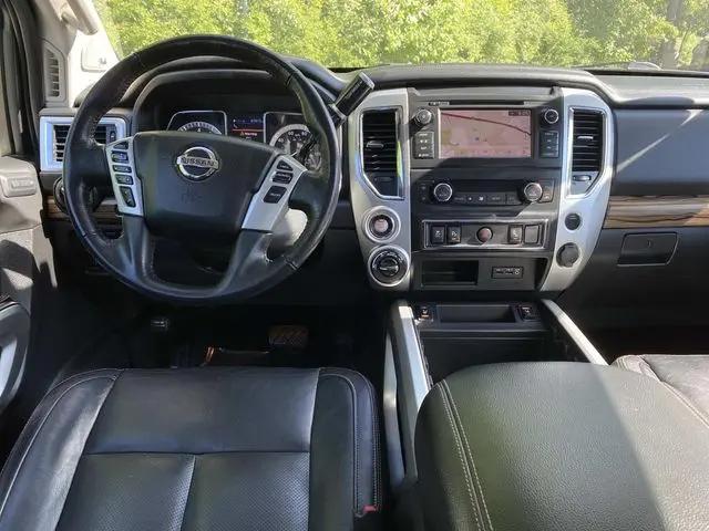 2019 Nissan Titan SL